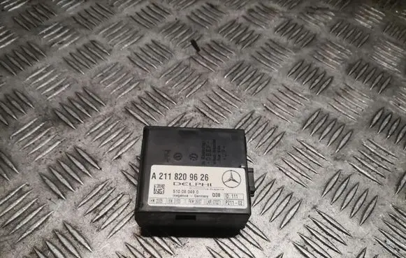 Mercedes-Benz CLS C219 Alarm control unit/module A2118209626 2118209626