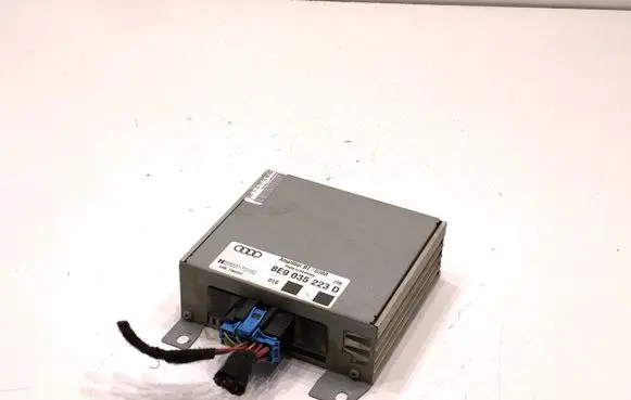 Audi A4 S4 B7 8E 8H Sound amplifier 8E9035223D