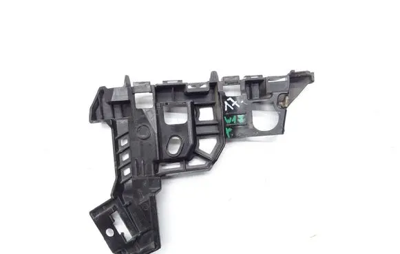Front bumper mounting bracket