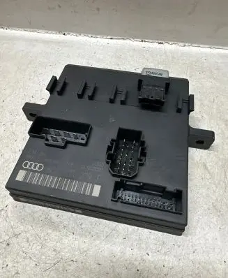 Audi A4 S4 B6 8E 8H Comfort/convenience module 8E0907279E