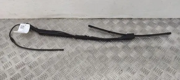 BMW 3 G20 G21 Windshield/front glass wiper blade 9448921