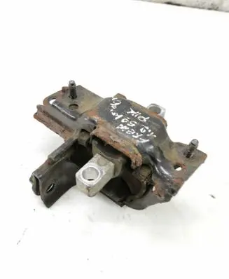 Skoda Fabia Mk2 (5J) Engine mount bracket
