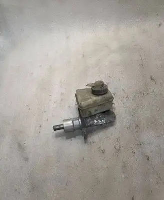 BMW 5 E34 Master brake cylinder 