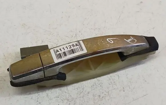 Opel Antara Front door exterior handle 