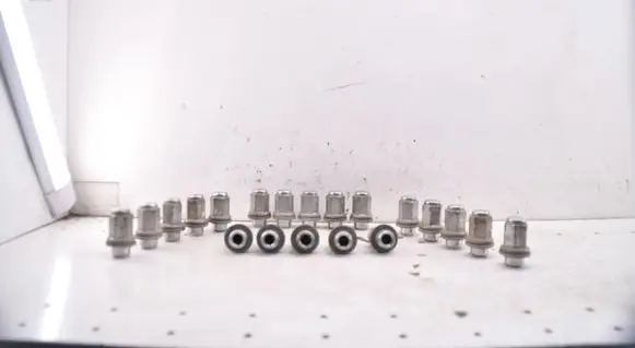 Chrysler Town u0026 Country V Nuts/bolts 