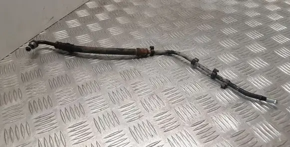 Volkswagen Polo IV 9N3 Power steering hose/pipe/line