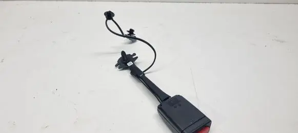 Front seatbelt buckle