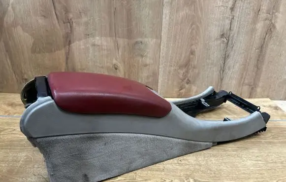 Mercedes-Benz CLK A209 C209 Armrest E040511051