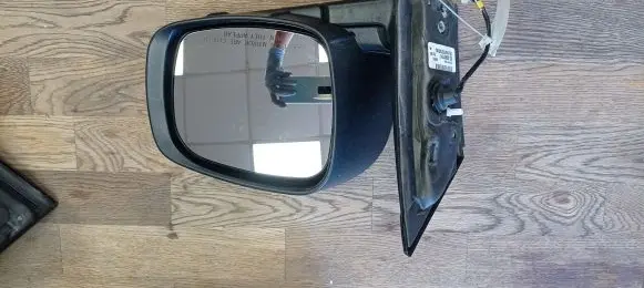 Chrysler Town & Country V Front door electric wing mirror P1AB721XRAJ C2396700 1AB721XRAJ