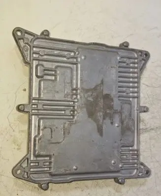 BMW 2 F22 F23 Engine control unit/module 8626172 030317901 0261S10153