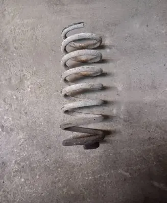 Audi A6 S6 C4 4A Rear coil spring