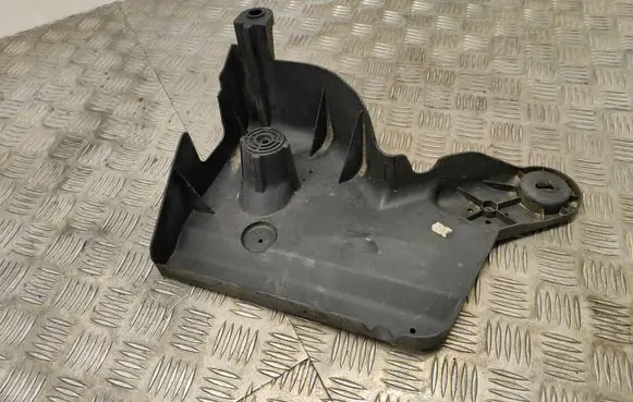 Rear underbody cover/under tray