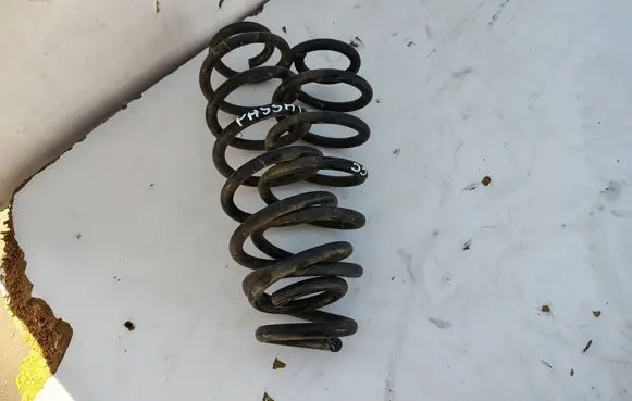 Volkswagen PASSAT CC Rear coil spring 