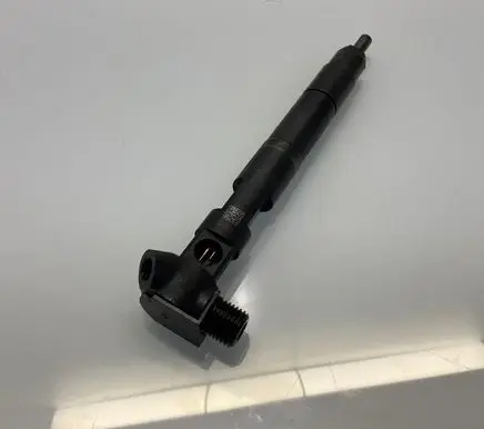 Mercedes-Benz E W212 Fuel injector A6510702387 28272472 1420800531853