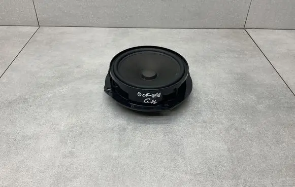 Skoda Octavia Mk3 (5E) Rear door speaker 5E0035411J