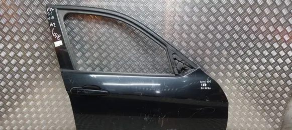 BMW X1 E84 Front door S26378637