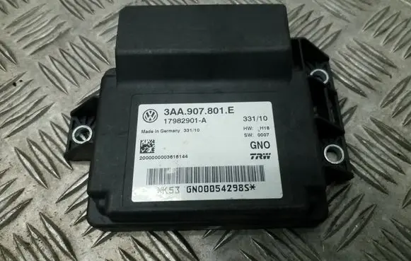 Volkswagen PASSAT B7 Hand brake control module 3AA907801E