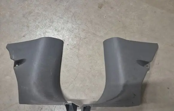 Toyota Hilux (AN10, AN20, AN30) Foot area side trim 621120K100 621110K100
