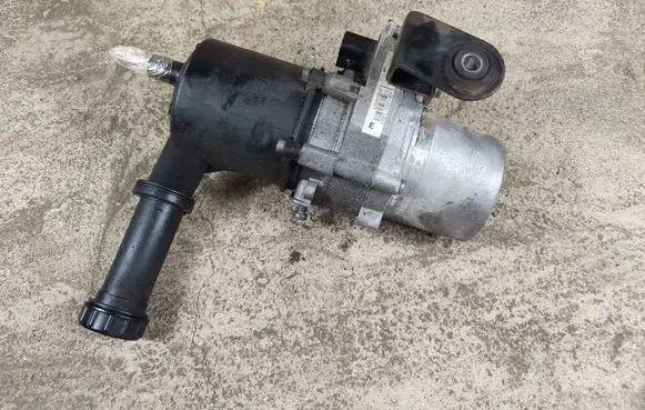 Peugeot 3008 I Power steering pump V29010520E 50B270 093621D5