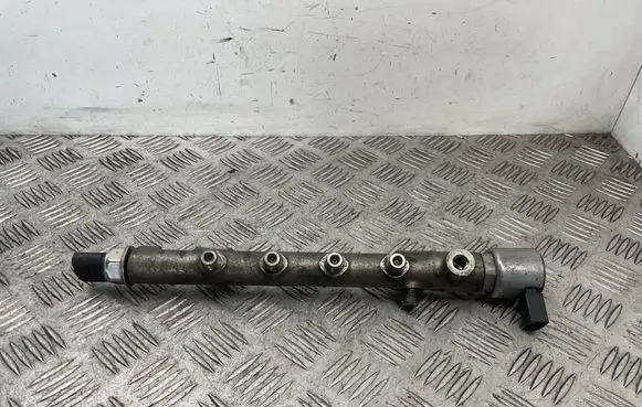 Fuel main line pipe