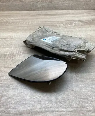 Opel Corsa B Wing mirror glass 90484003 010409