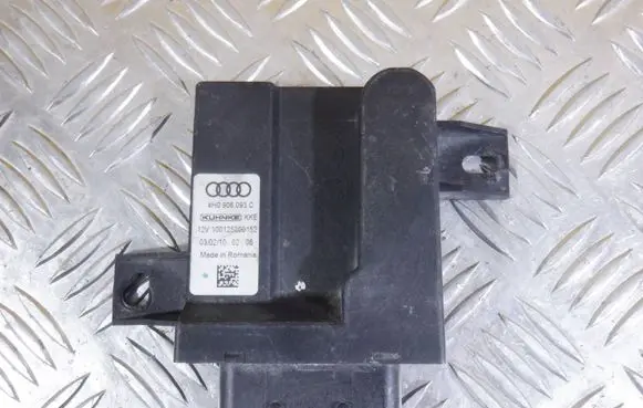 Audi A8 S8 D4 4H Fuel injection pump control unit/module 4H0906093C 100125000152