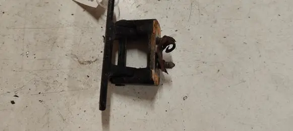 KIA Sorento Tailgate/trunk/boot hinge