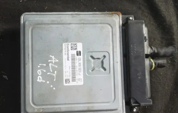 Seat Altea XL Engine control unit/module 03L906023LJ