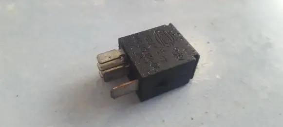 Nissan Almera N16 Other relay 4RD00781404