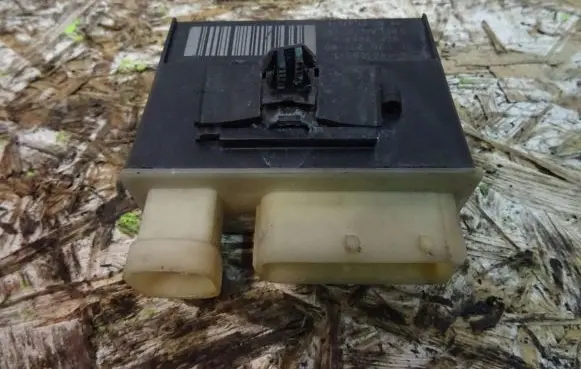 Citroen C5 Other relay 9652021180