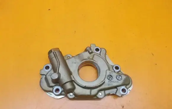 Toyota Corolla E120 E130 Oil pump chain 