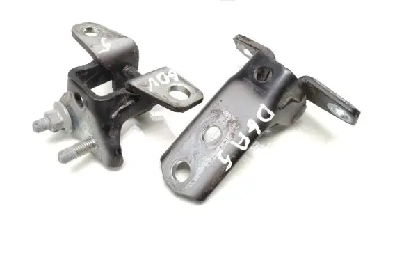 Mitsubishi ASX Rear door upper hinge
