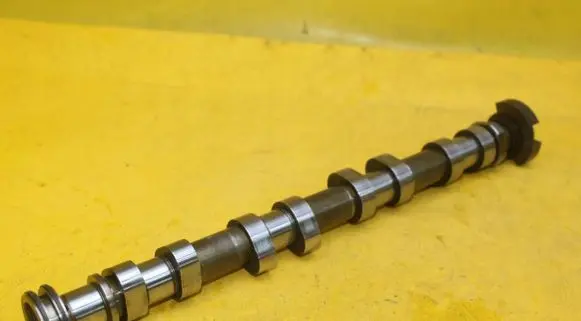 Peugeot 308 Camshaft V758775480