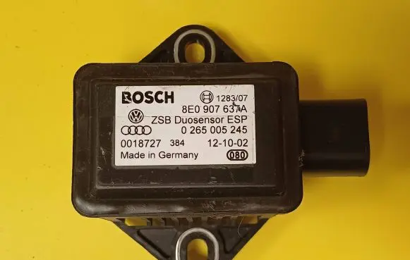 Volkswagen PASSAT B5 ESP acceleration yaw rate sensor 8E0907637A 0265005245