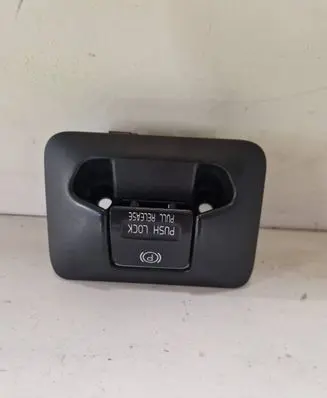 Volvo V60 Hand parking brake switch 31334637