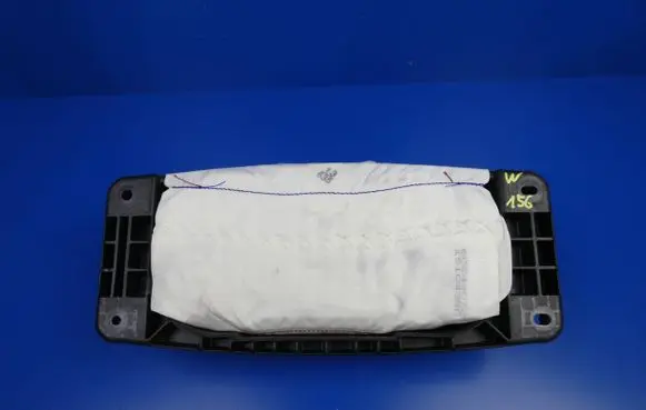 Mercedes-Benz GLA W156 Passenger airbag A1768600002 48713810700