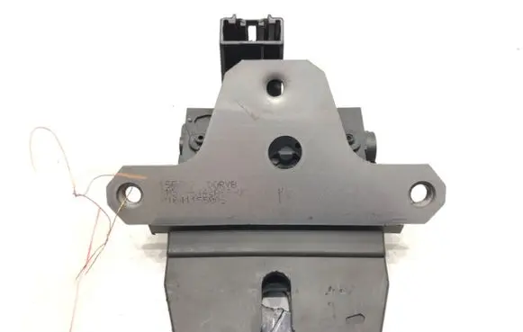 Ford Mondeo MK IV Tailgate exterior lock 8M54-R442A66-DC