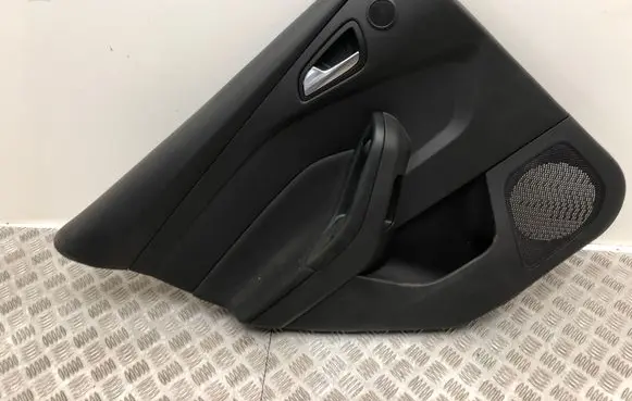 Rear door card panel trim