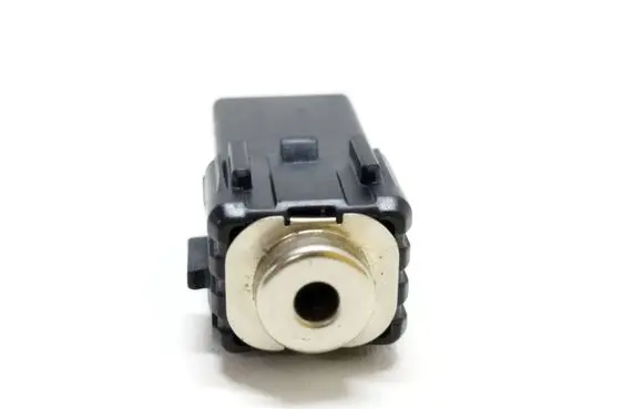 Ford Focus AUX in-socket connector 8L8T19A164AR 29531
