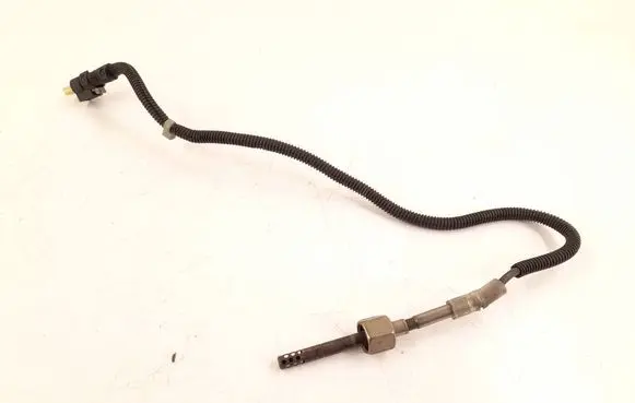 Mercedes-Benz C W204 Lambda probe sensor 0071536728 0051532028