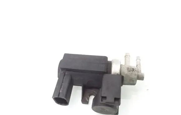 Audi A4 S4 B7 8E 8H Turbo solenoid valve 8E0906627C