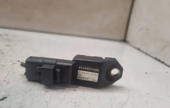 Volvo V50 Air pressure sensor 9639027480 0798005602
