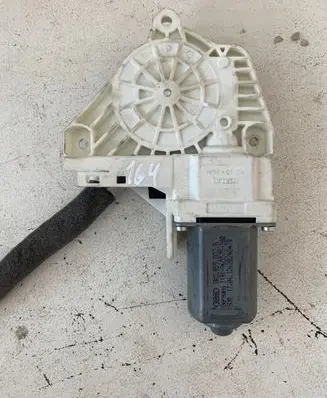 Audi A5 8T 8F Front door window regulator motor 8K0959802A 12420240478