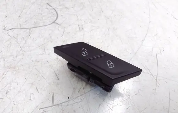 Volkswagen PASSAT B8 Central locking switch button 3G0962126A