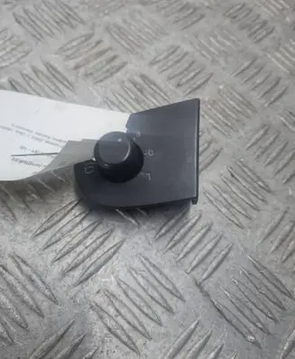 Volkswagen Sharan Wing mirror switch 7M3959565B YM214B003JAW