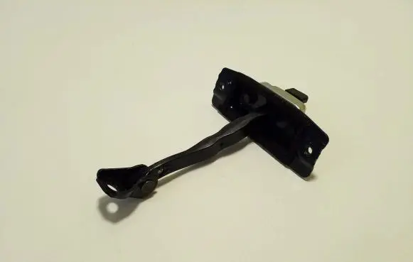 Nissan Qashqai J12 Front door check strap stopper
