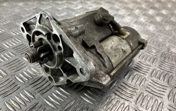 Land Rover Discovery Starter motor NAD101240