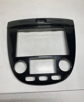 Radio/GPS head unit trim