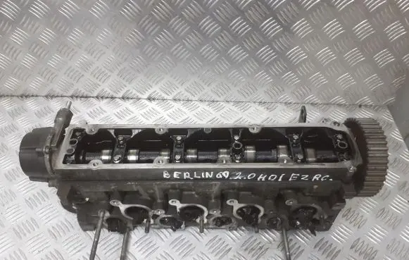 Citroen Berlingo Engine head 
