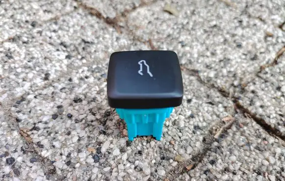 Ford Escape IV Tailgate/boot open switch button JL1T19B514ABW